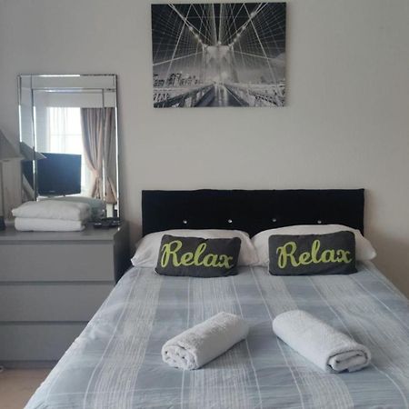 Апартаменты Studio On Golders Green Road Лондон Экстерьер фото